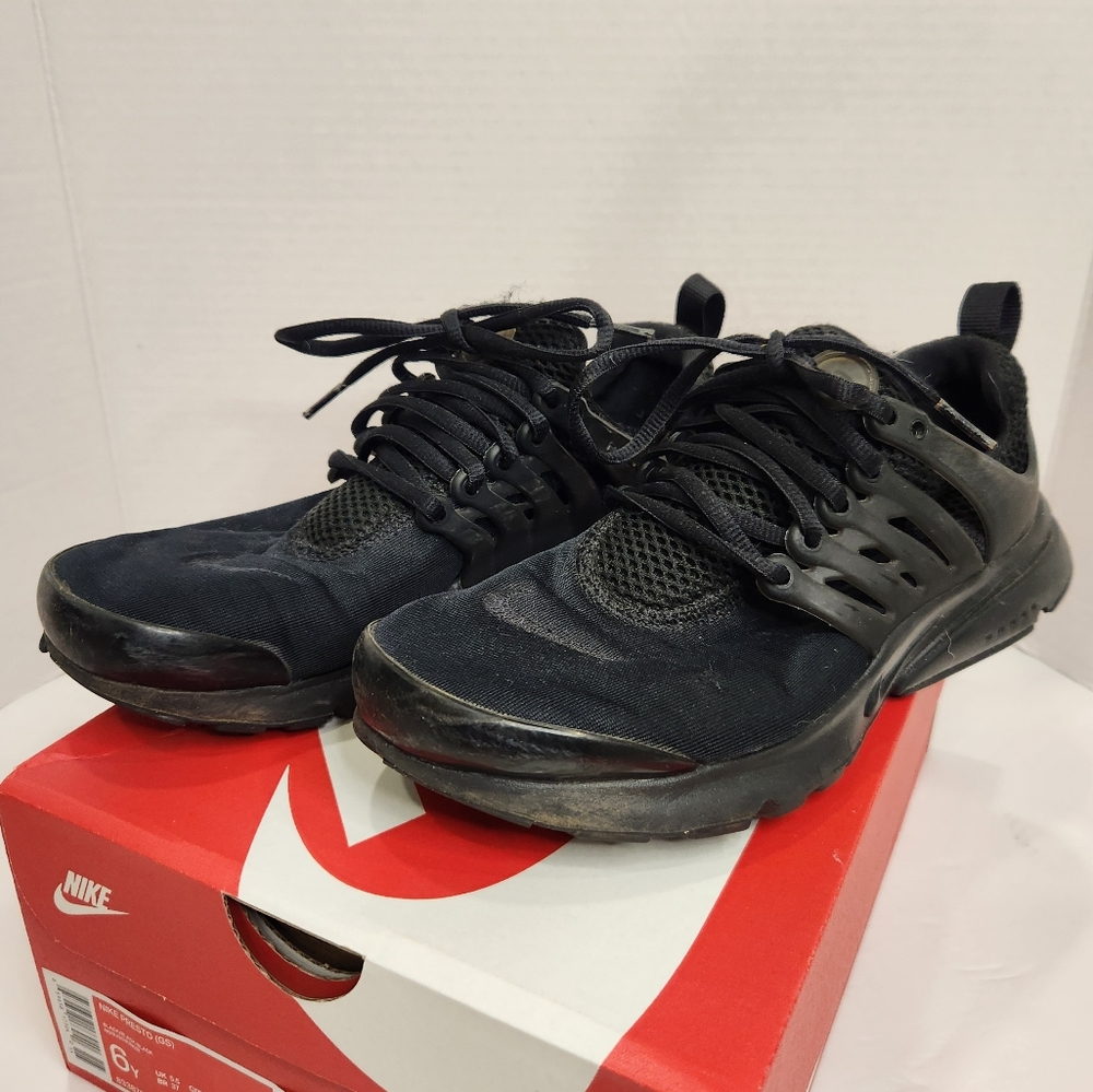 Nike Presto Sneakers - Sz 6 Youth